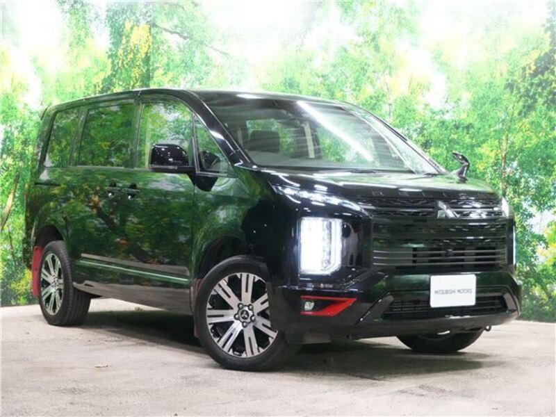 MITSUBISHI DELICA D5