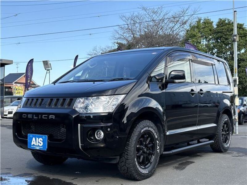 MITSUBISHI DELICA D5