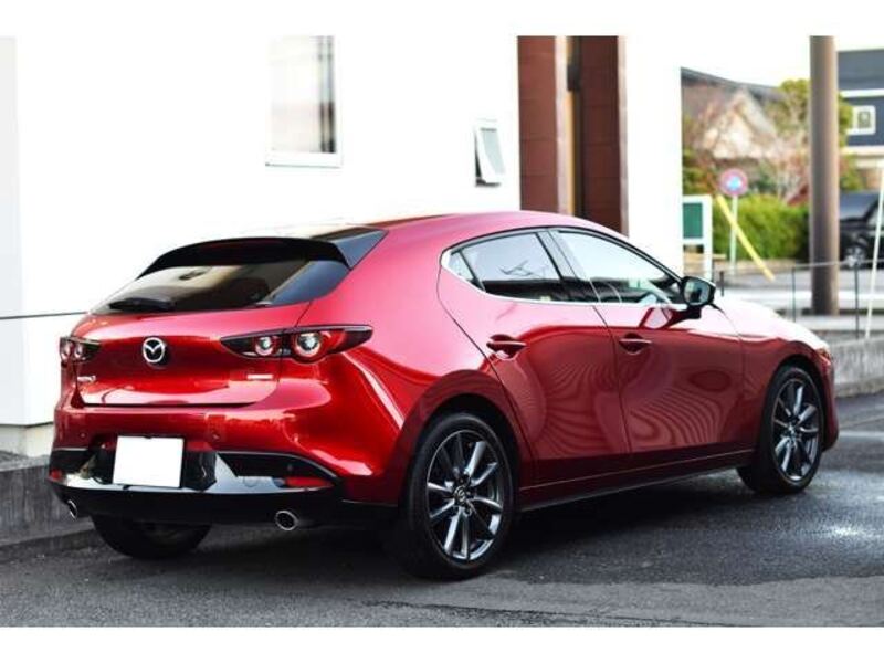 MAZDA3