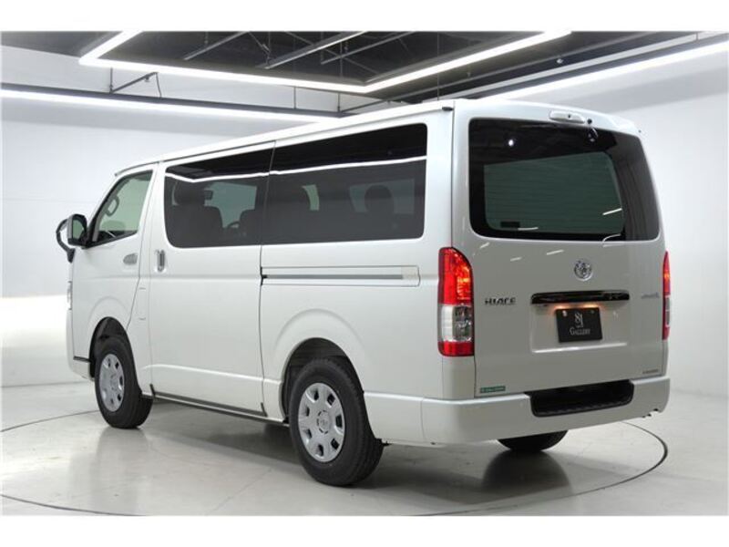 HIACE