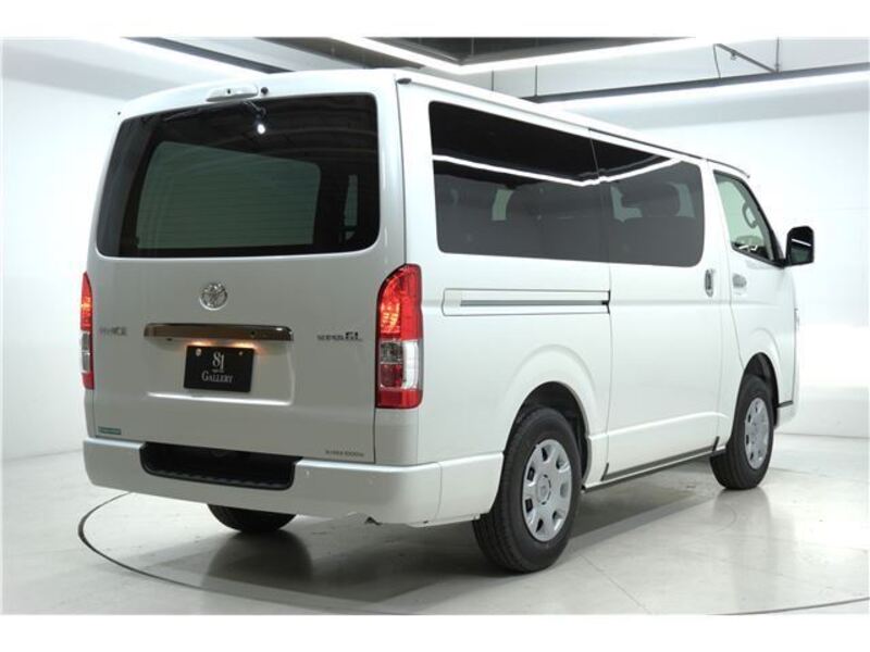 HIACE