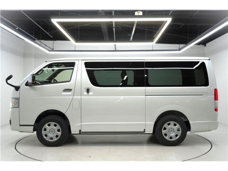 HIACE