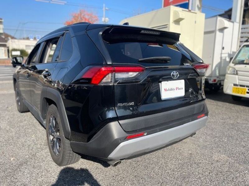 RAV4