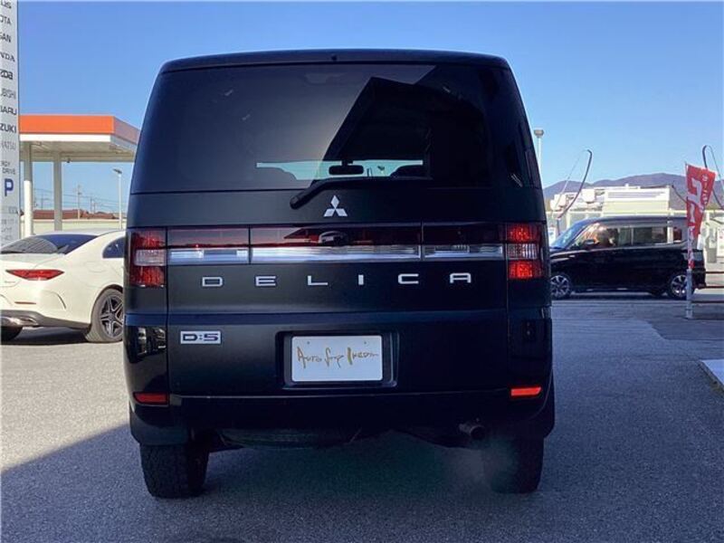 DELICA D5