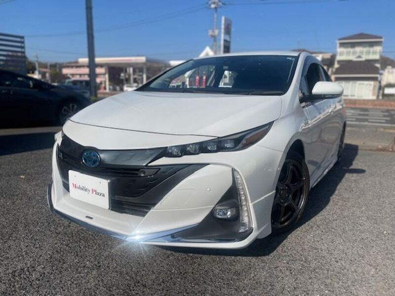 TOYOTA PRIUS PHV