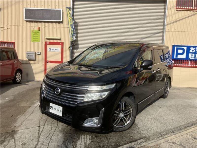 NISSAN ELGRAND