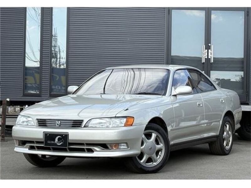TOYOTA MARK II