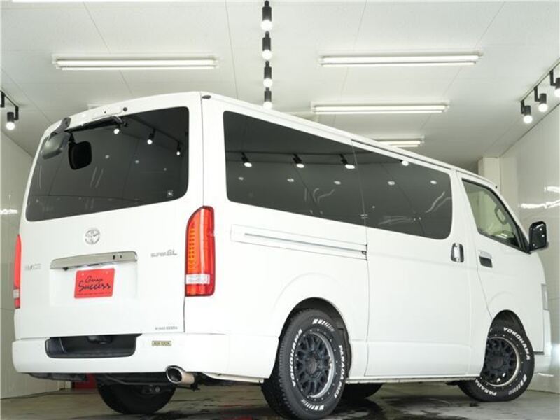 HIACE VAN