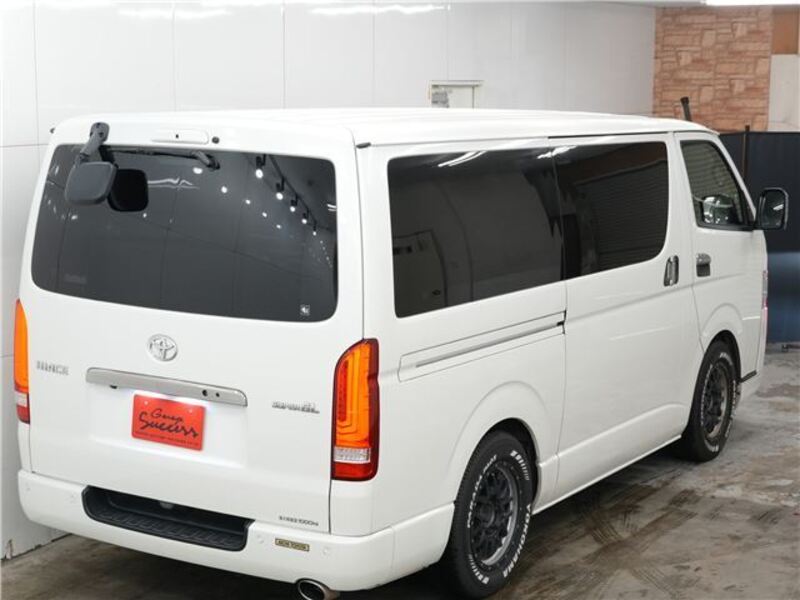 HIACE VAN