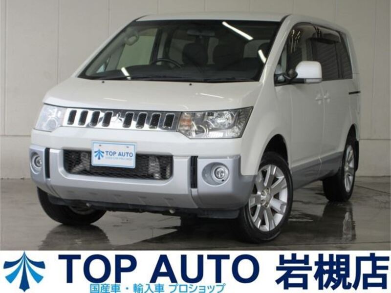 MITSUBISHI DELICA D5