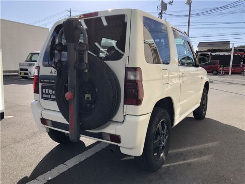 PAJERO MINI