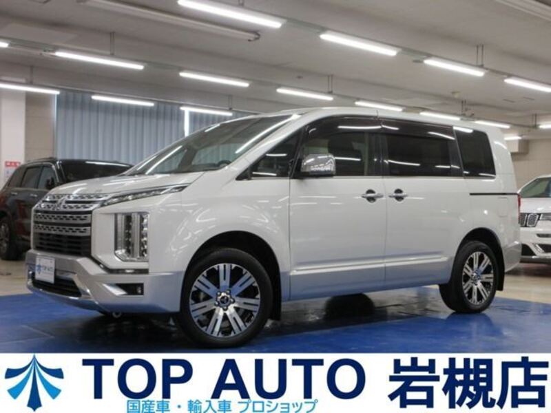 MITSUBISHI DELICA D5