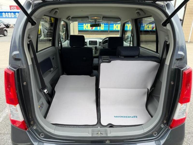 WAGON R