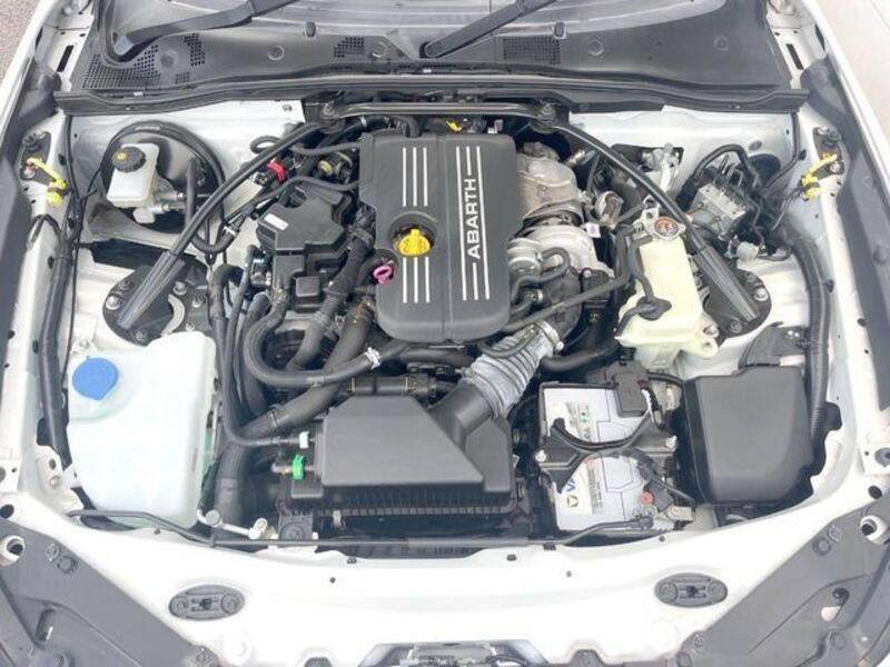 ABARTH 124 SPIDER