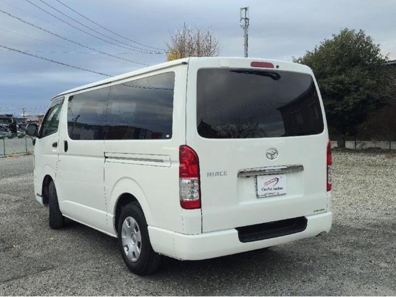 HIACE VAN