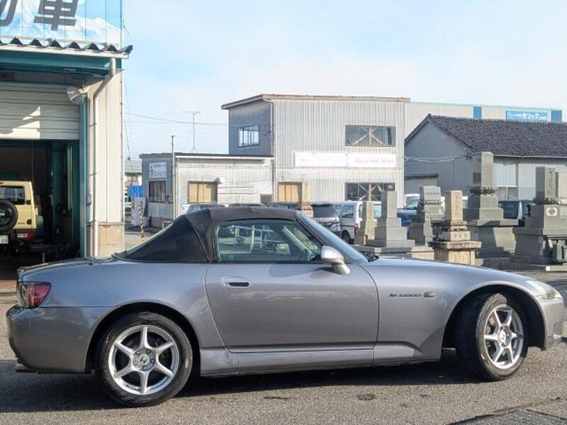 S2000