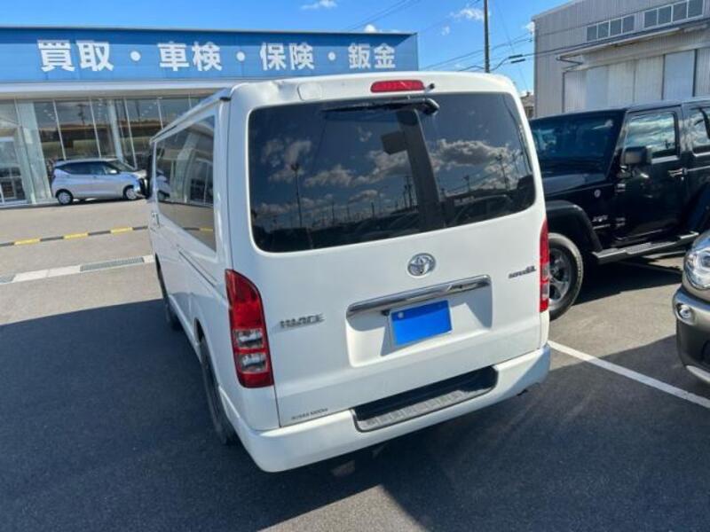 HIACE VAN