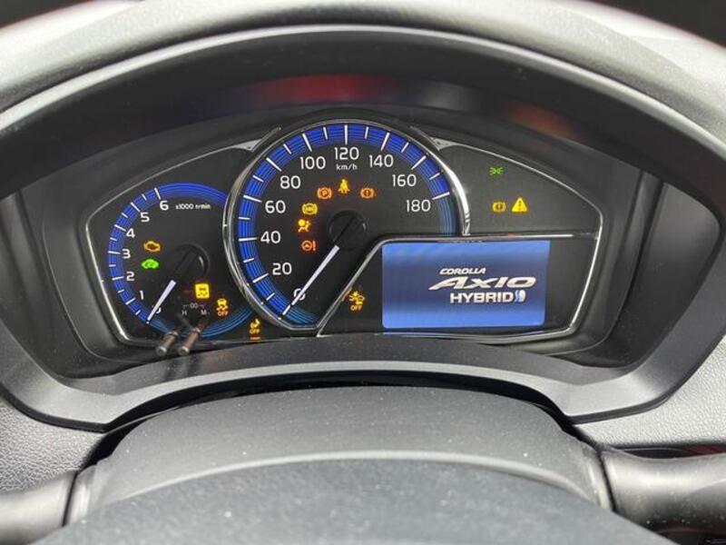 COROLLA AXIO