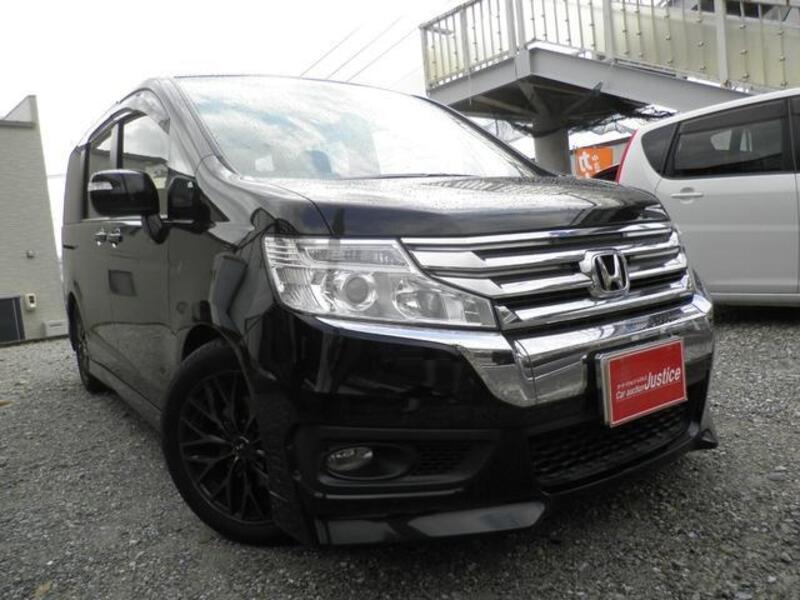 HONDA STEPWAGON SPADA