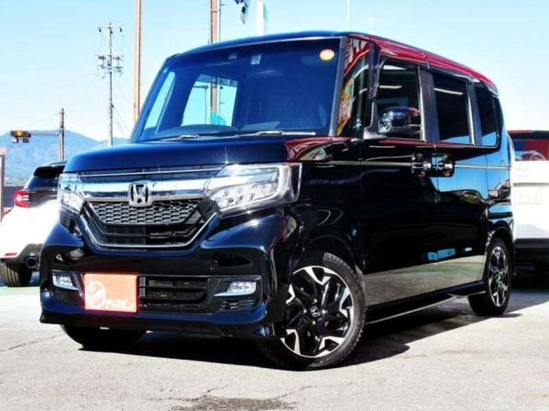 HONDA N BOX CUSTOM