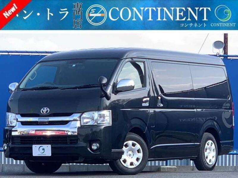TOYOTA HIACE WAGON