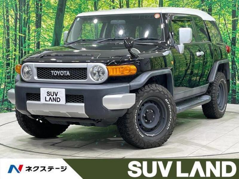TOYOTA FJ CRUISER