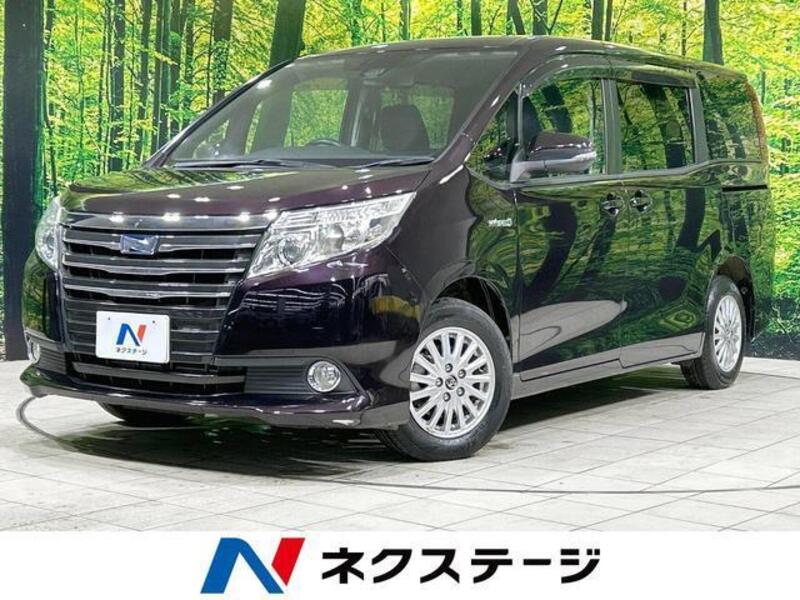 TOYOTA NOAH