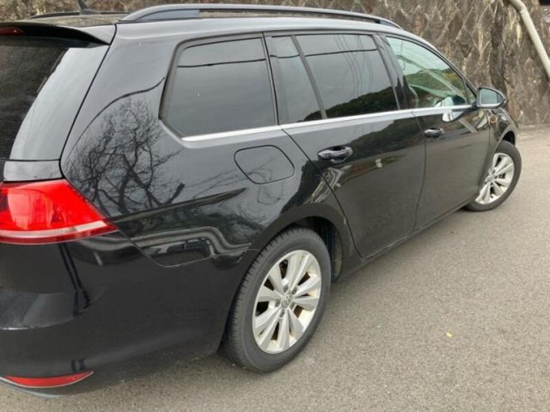 VOLKSWAGEN GOLF VARIANT