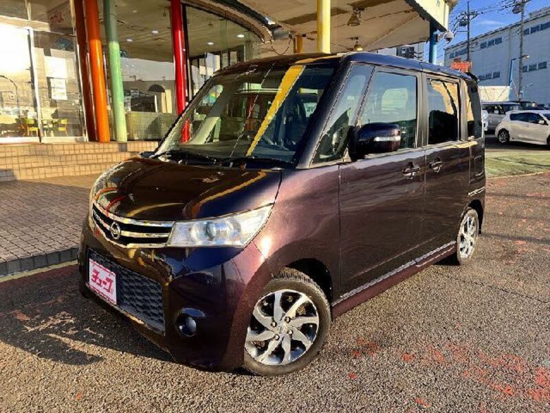 NISSAN ROOX