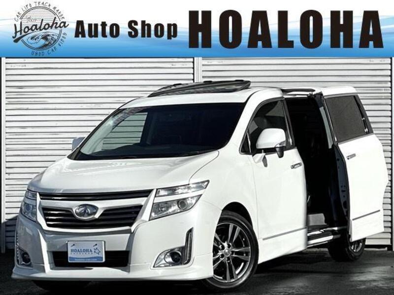 NISSAN ELGRAND