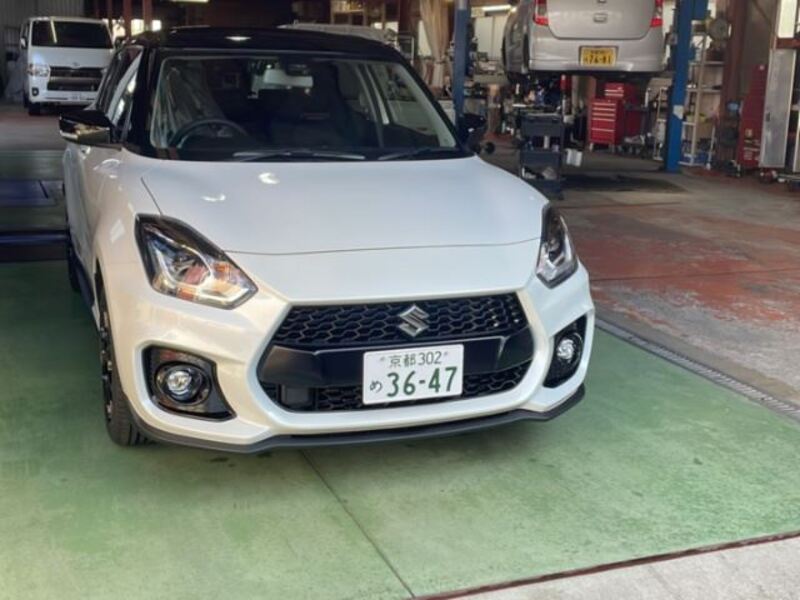 SUZUKI SWIFT