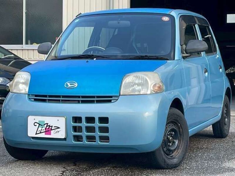 DAIHATSU ESSE