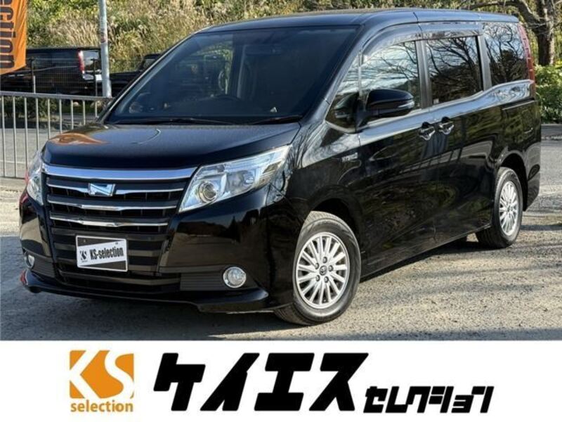 TOYOTA NOAH