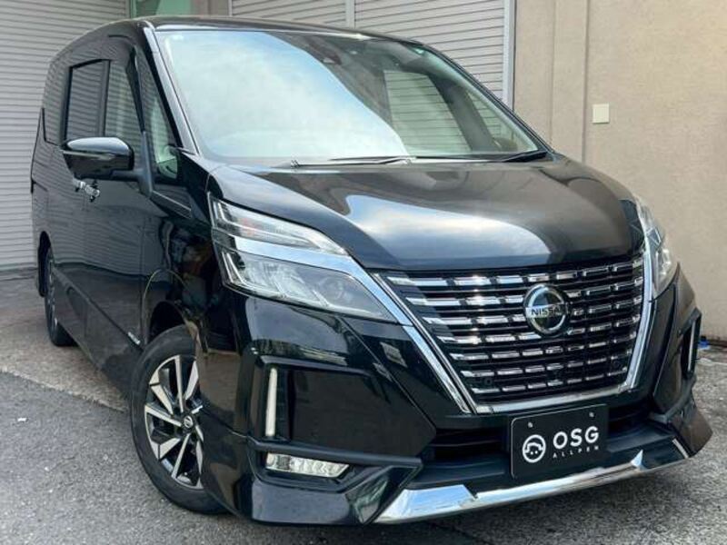 NISSAN SERENA