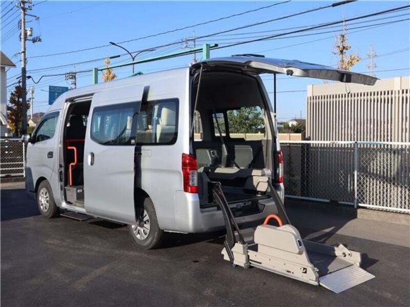 NISSAN NV350 CARAVAN