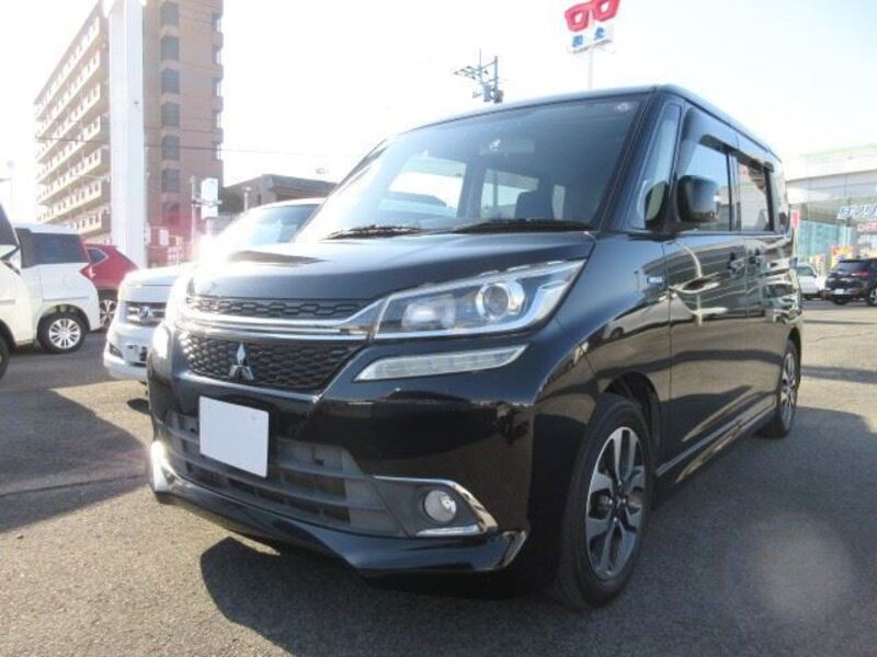 MITSUBISHI DELICA D2