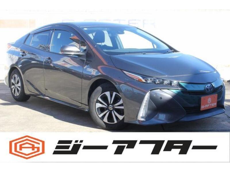 TOYOTA PRIUS PHV