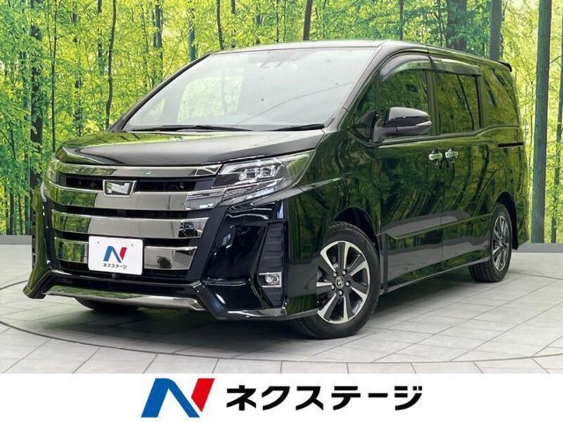 TOYOTA NOAH