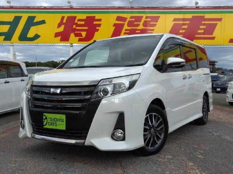 TOYOTA NOAH