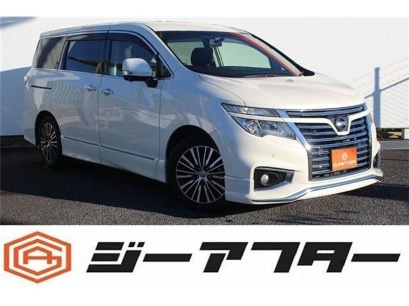 NISSAN ELGRAND