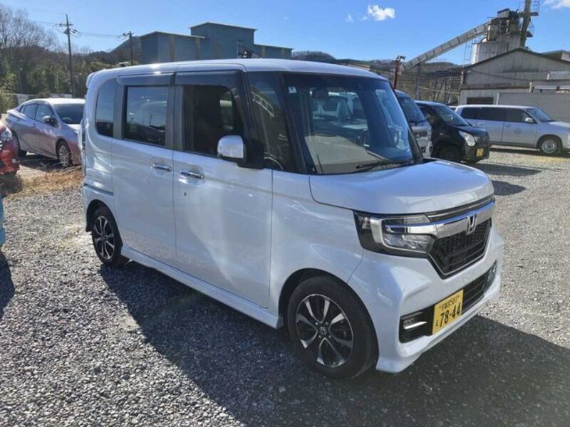 HONDA N BOX CUSTOM