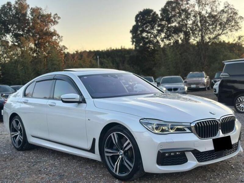 BMW 7 SERIES