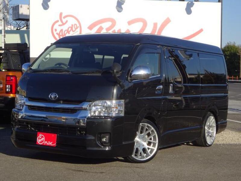 TOYOTA HIACE WAGON