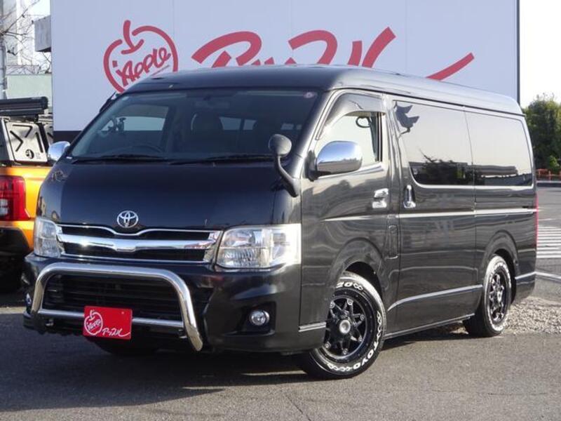 TOYOTA HIACE WAGON