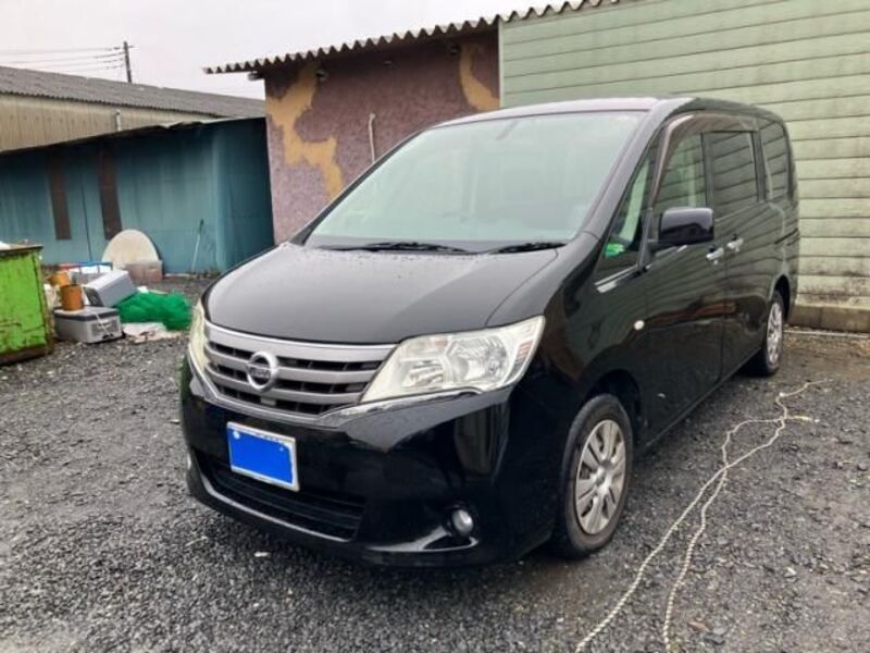 NISSAN SERENA