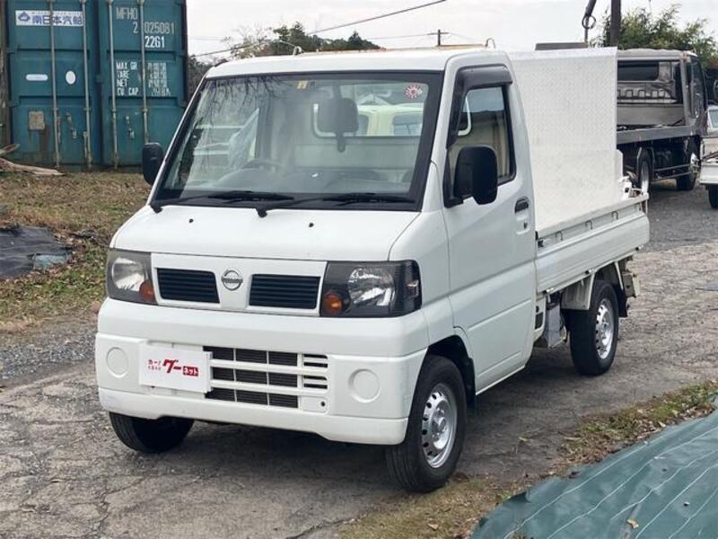 NISSAN CLIPPER TRUCK