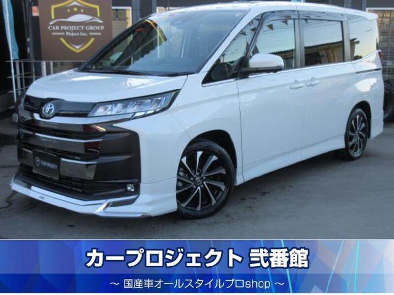 TOYOTA NOAH