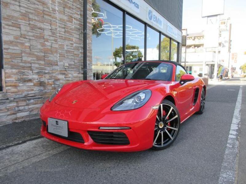 PORSCHE 718 BOXSTER