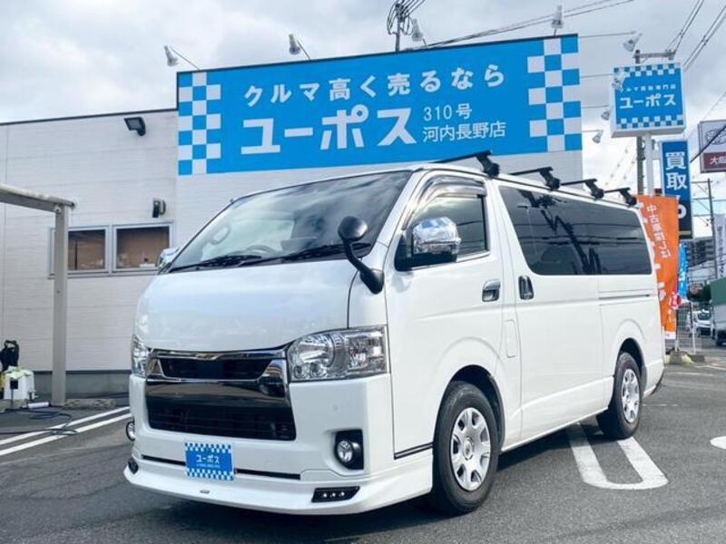 TOYOTA HIACE VAN