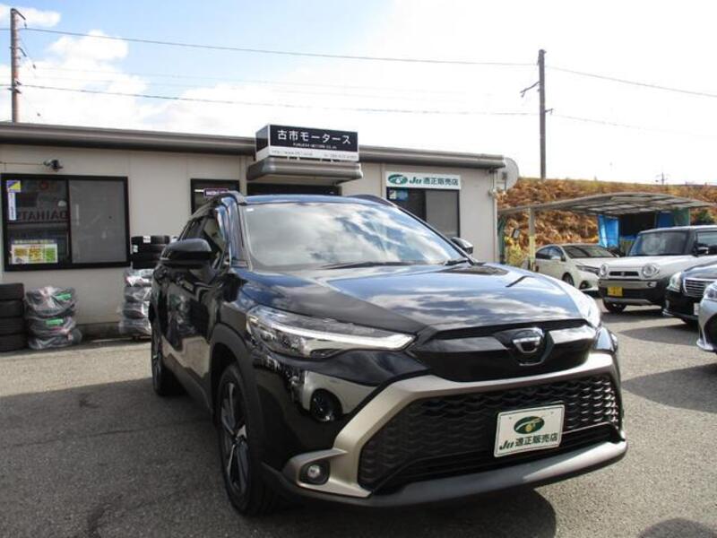 TOYOTA COROLLA CROSS